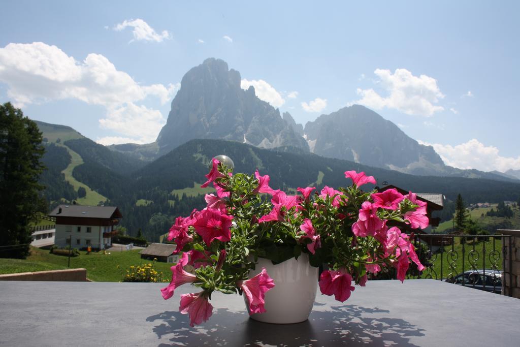 Apartments La Mana Santa Cristina Val Gardena Exterior photo