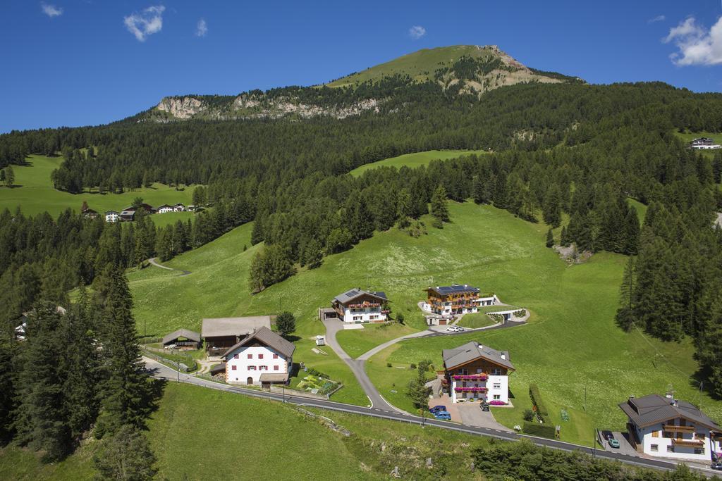 Apartments La Mana Santa Cristina Val Gardena Exterior photo