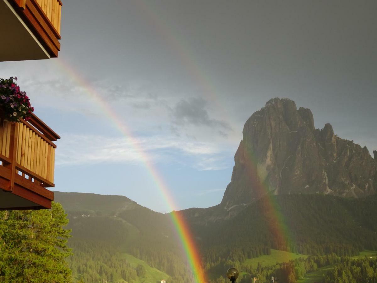 Apartments La Mana Santa Cristina Val Gardena Exterior photo